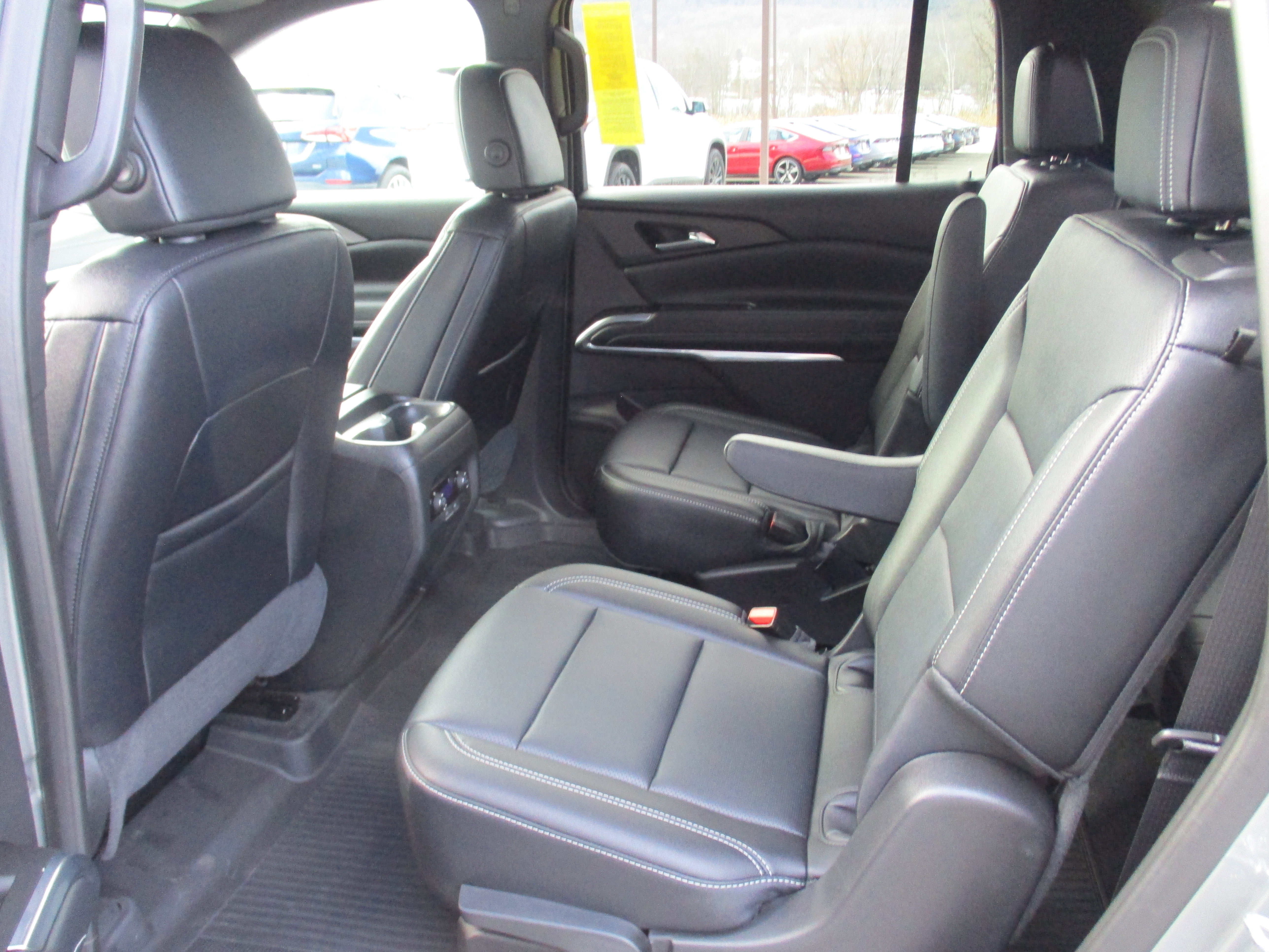 Certified 2025 Chevrolet Traverse LT w/ LPO, Floor Liner Package image 12