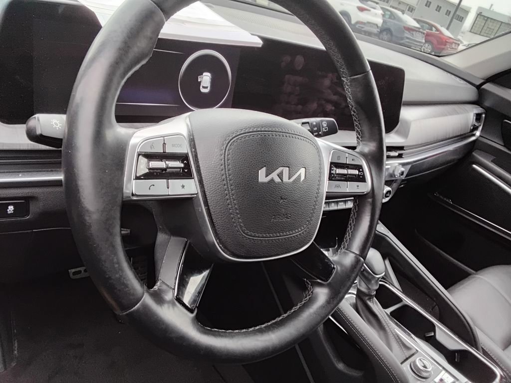 Used 2023 Kia Telluride SX image 7