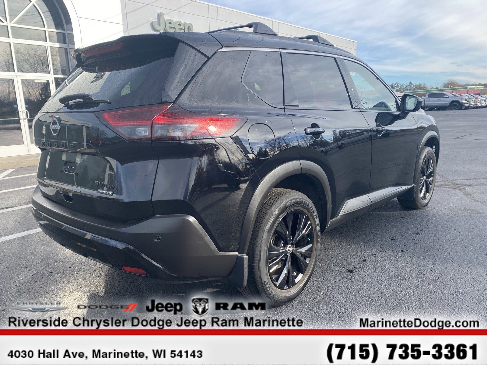 Used 2023 Nissan Rogue SV w/ SV Premium B Package image 10