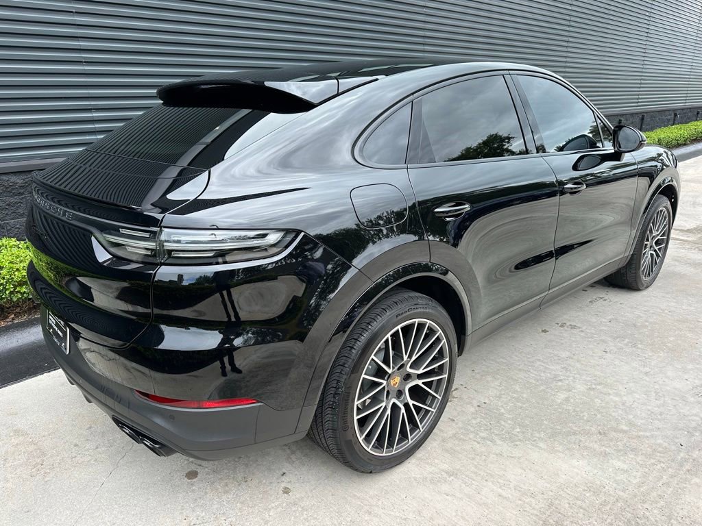 Certified 2023 Porsche Cayenne S AWD/4WD image 10