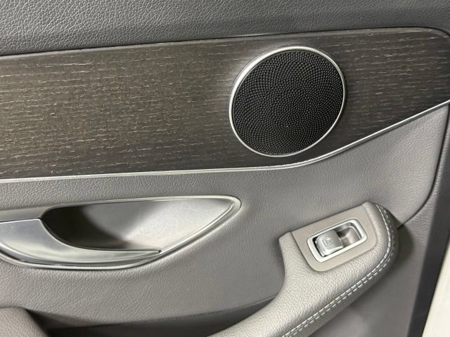 Used 2019 Mercedes-Benz C 300 Sedan image 23