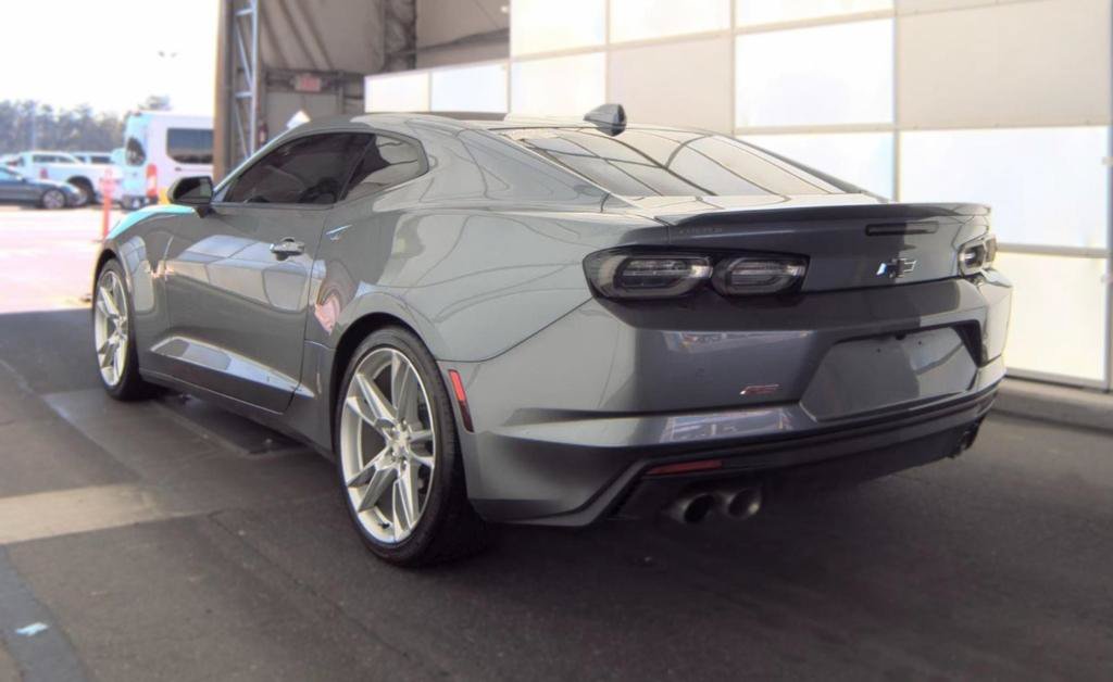 Used 2020 Chevrolet Camaro LT w/ RS Package RWD image 5
