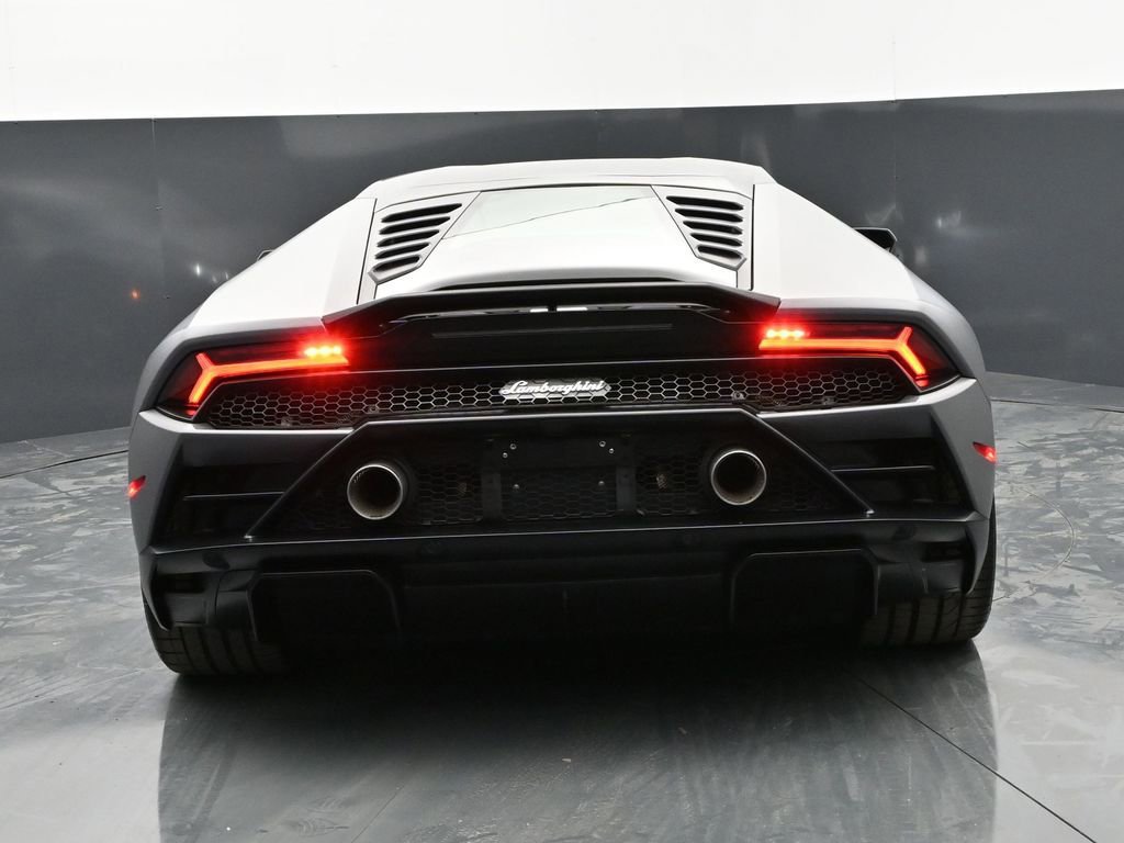 Used 2023 Lamborghini Huracan EVO image 6