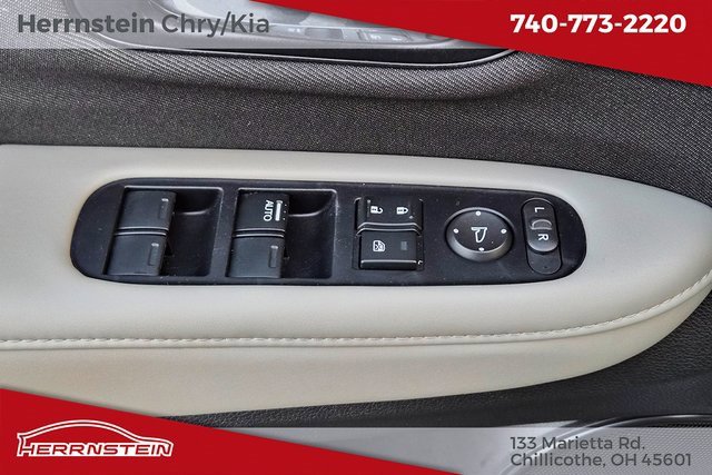 Used 2022 Honda HR-V LX image 16