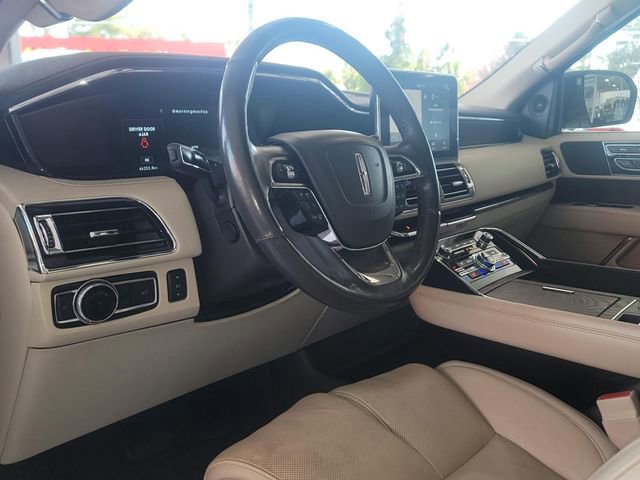 Used 2019 Lincoln Navigator Select w/ Technology Package image 9