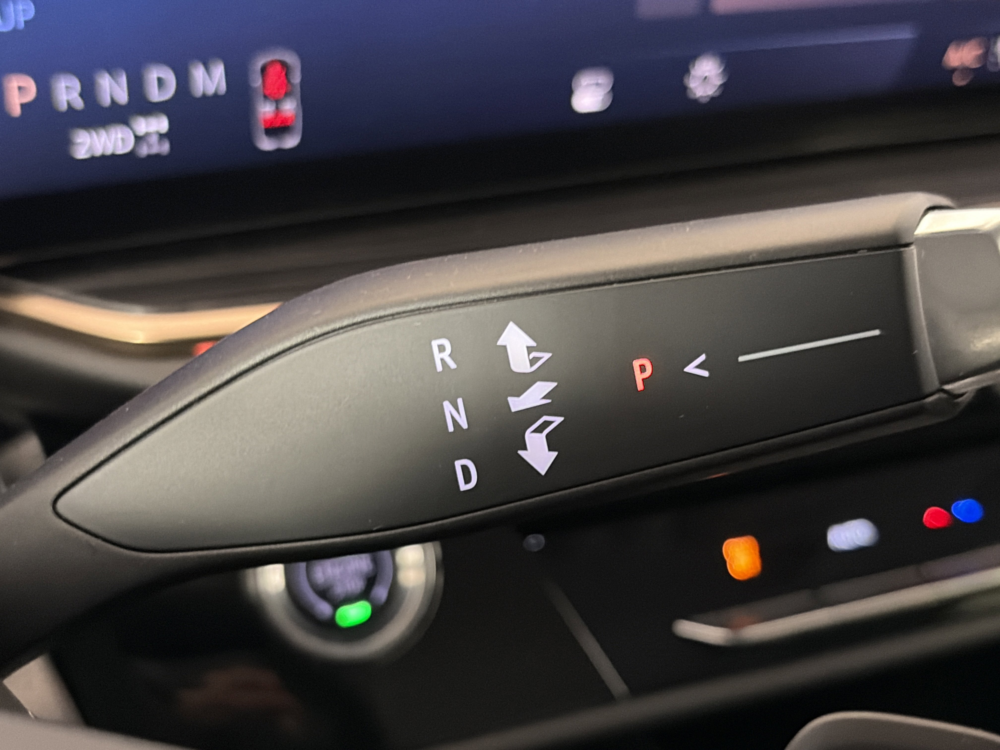 Used 2024 Buick Envision Avenir image 21