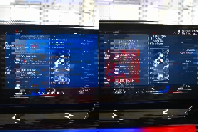 New 2026 BMW M5 w/ Executive Package image 30