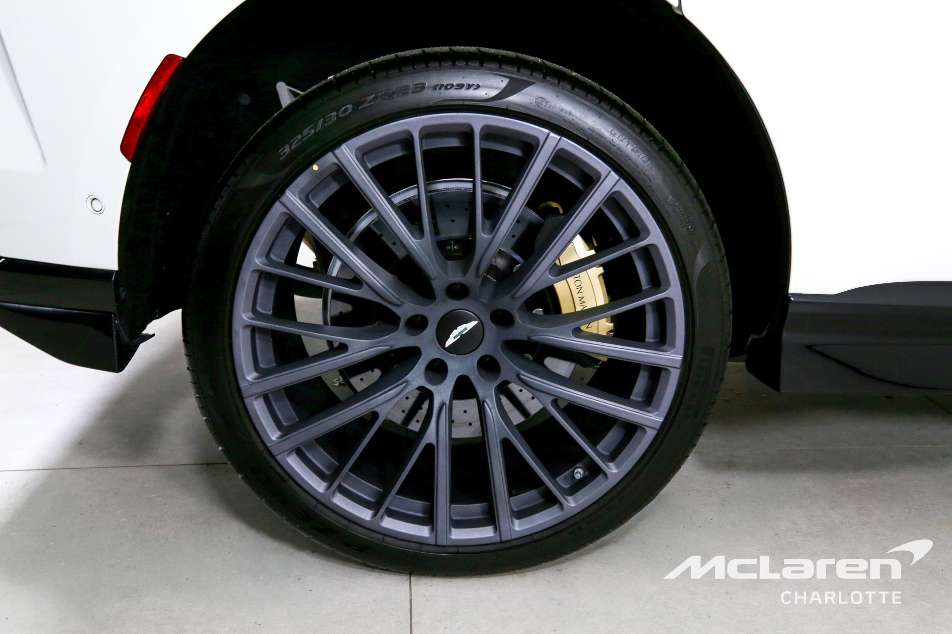 Used 2023 Aston Martin DBX 707 image 33