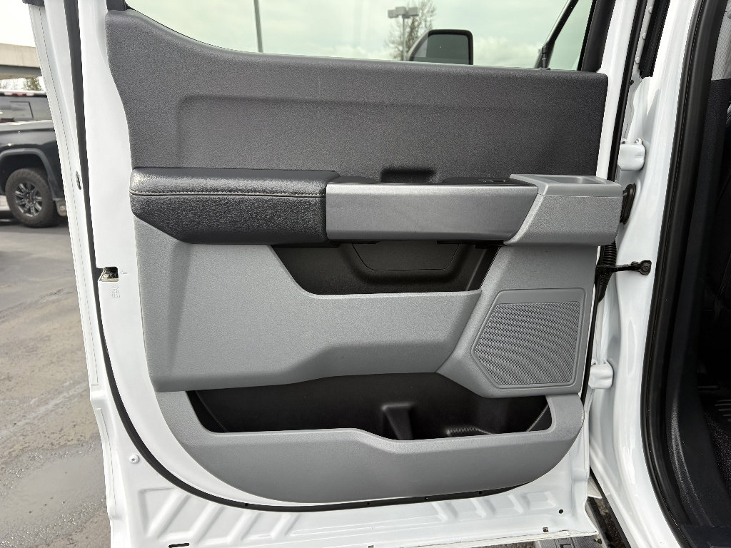 Certified 2024 Ford F350 XLT image 31