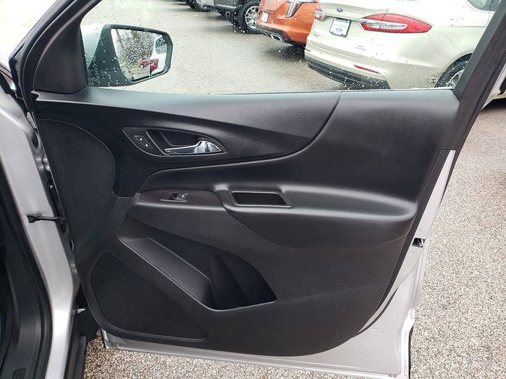 Used 2020 Chevrolet Equinox LT image 20