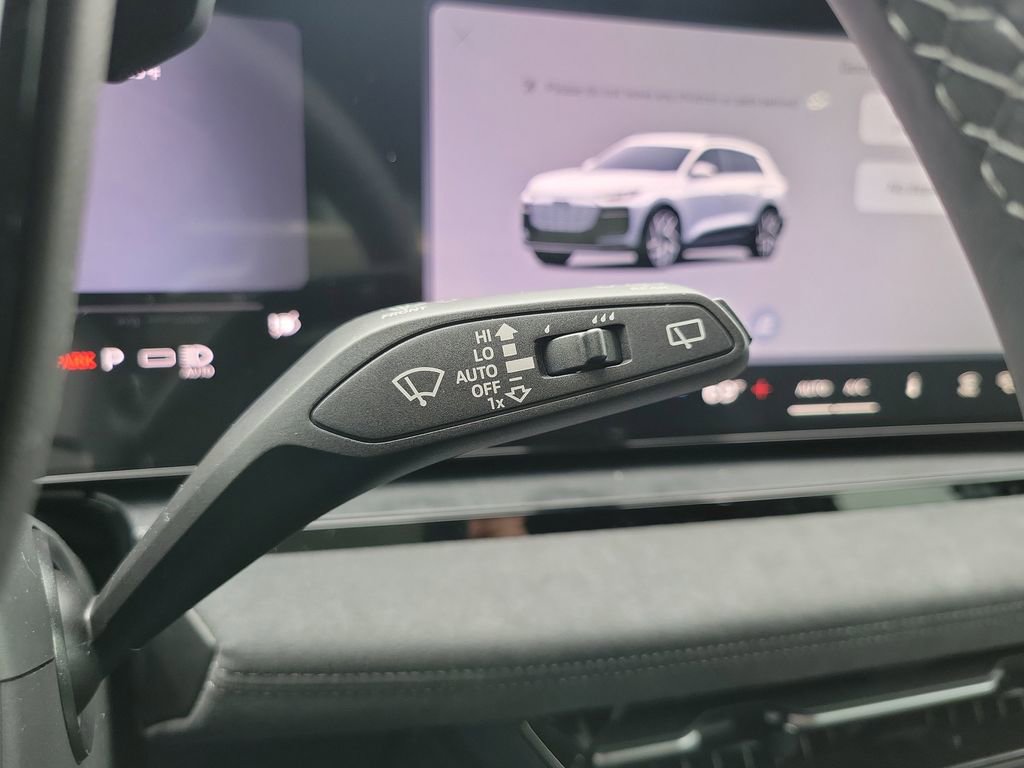 New 2027 Audi SQ6 e-tron Premium Plus AWD/4WD image 20