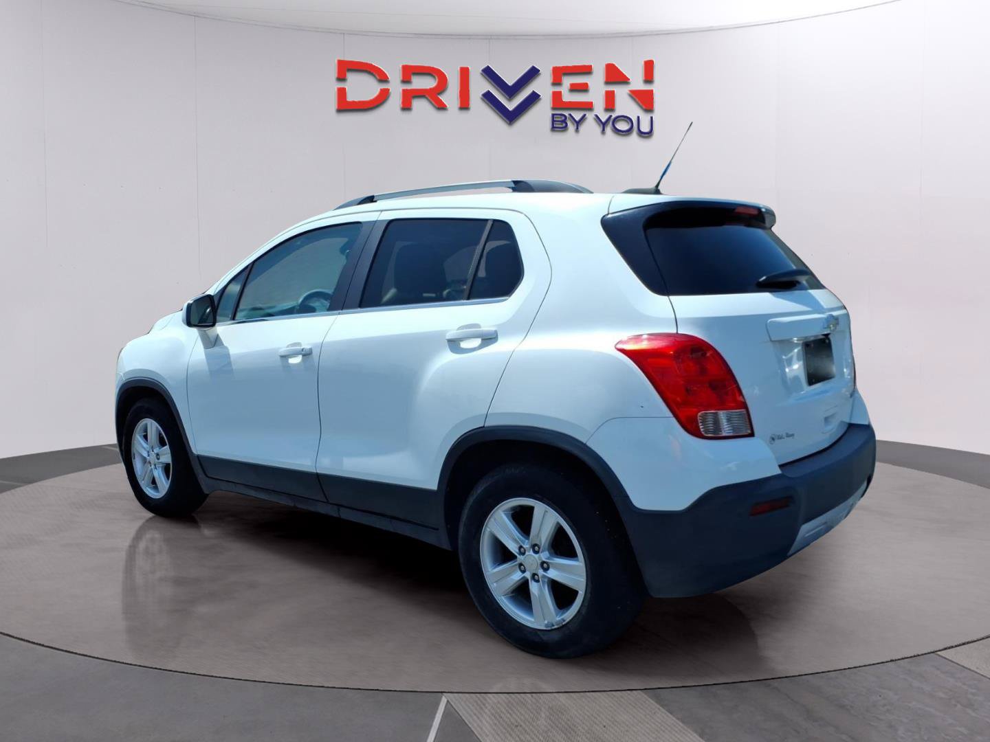 Used 2016 Chevrolet Trax LT w/ LT Convenience Package FWD image 3