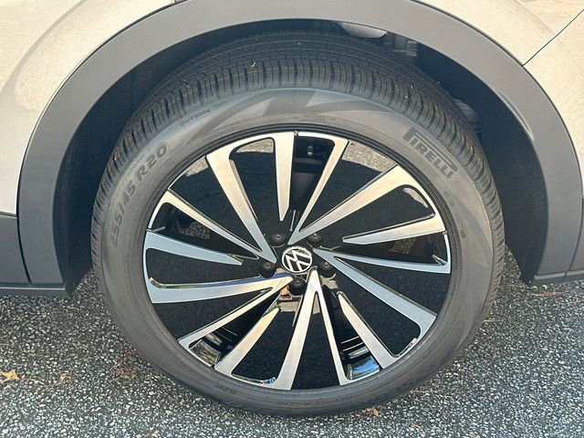 New 2025 Volkswagen ID.4 Pro image 19