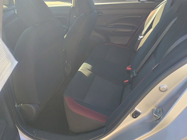 Used 2024 Nissan Versa SR FWD image 21