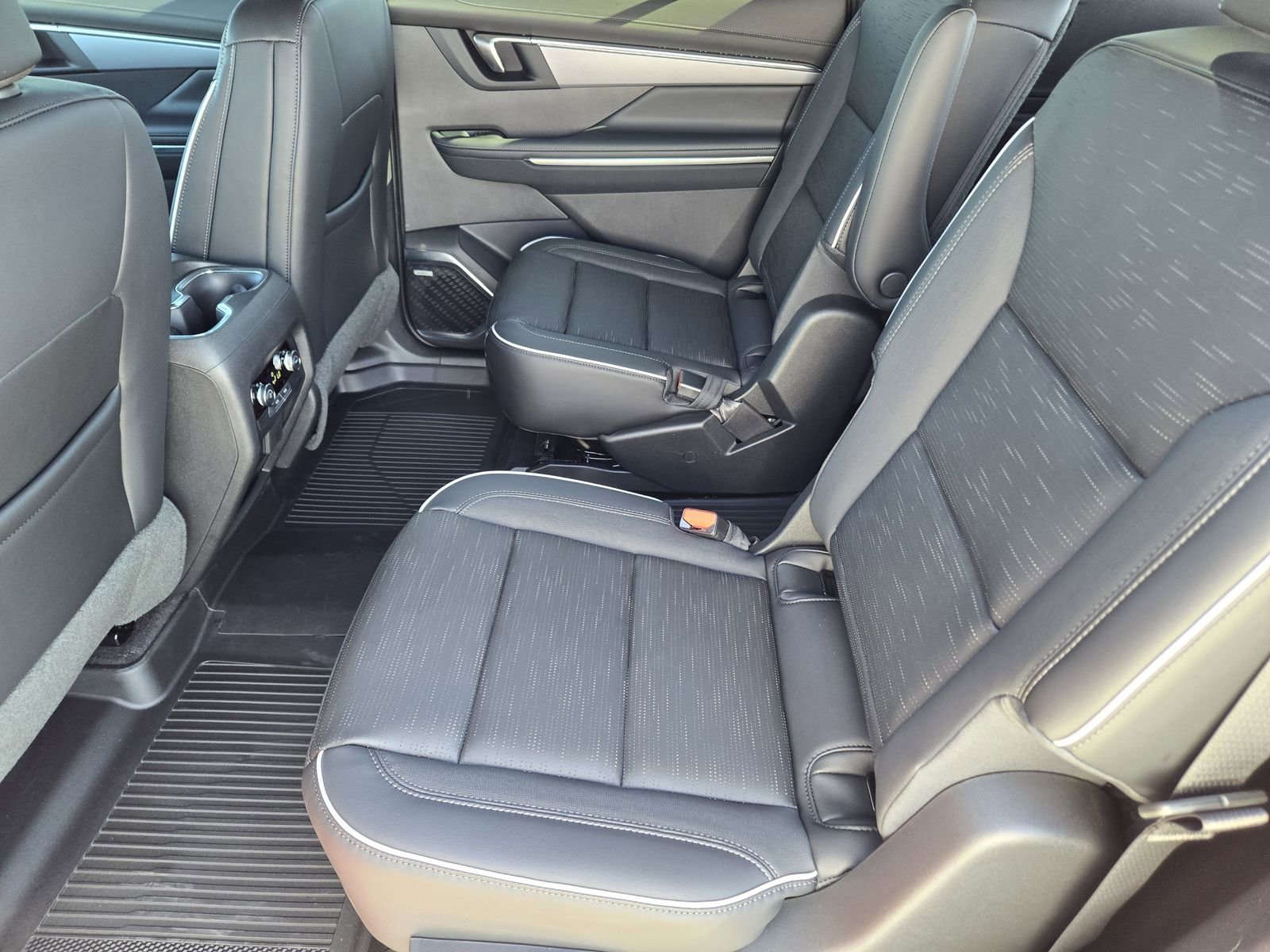 New 2026 Buick Enclave Sport Touring w/ Power Package image 33