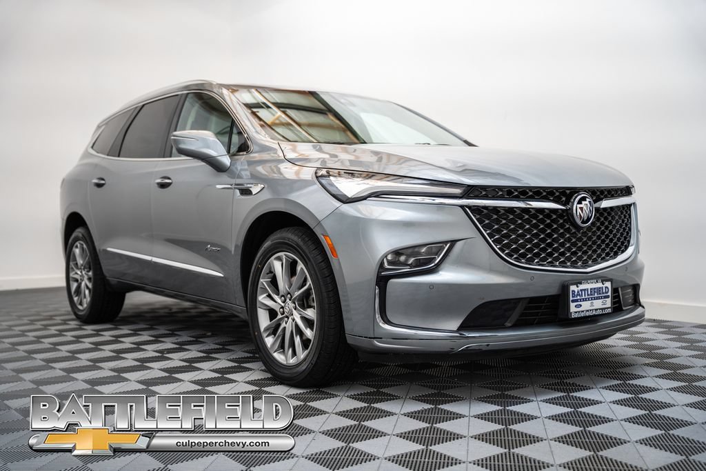 Used 2024 Buick Enclave Avenir w/ Avenir Technology Package AWD/4WD image 1