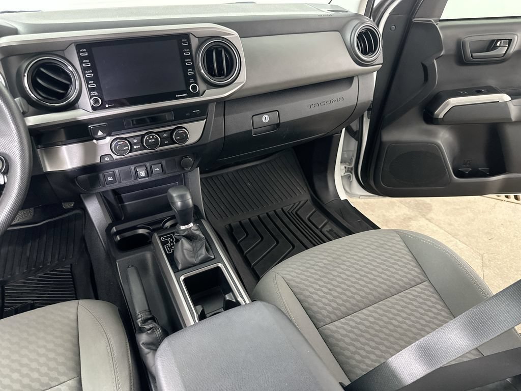 Used 2021 Toyota Tacoma SR5 RWD image 17