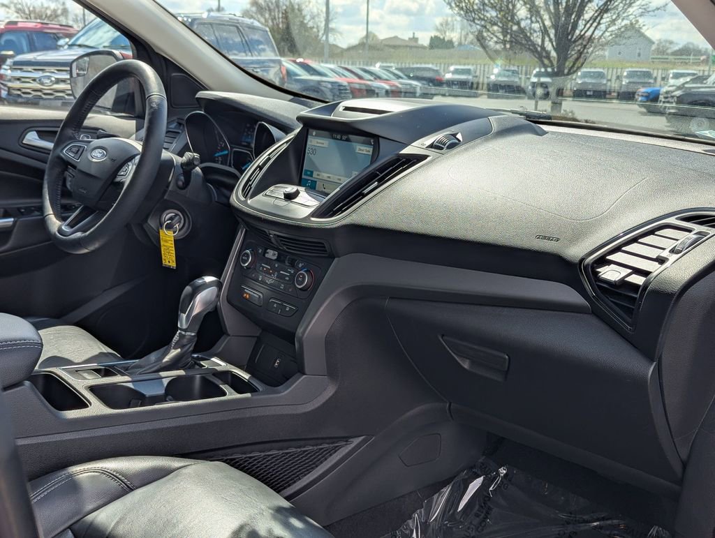Used 2018 Ford Escape SEL image 28