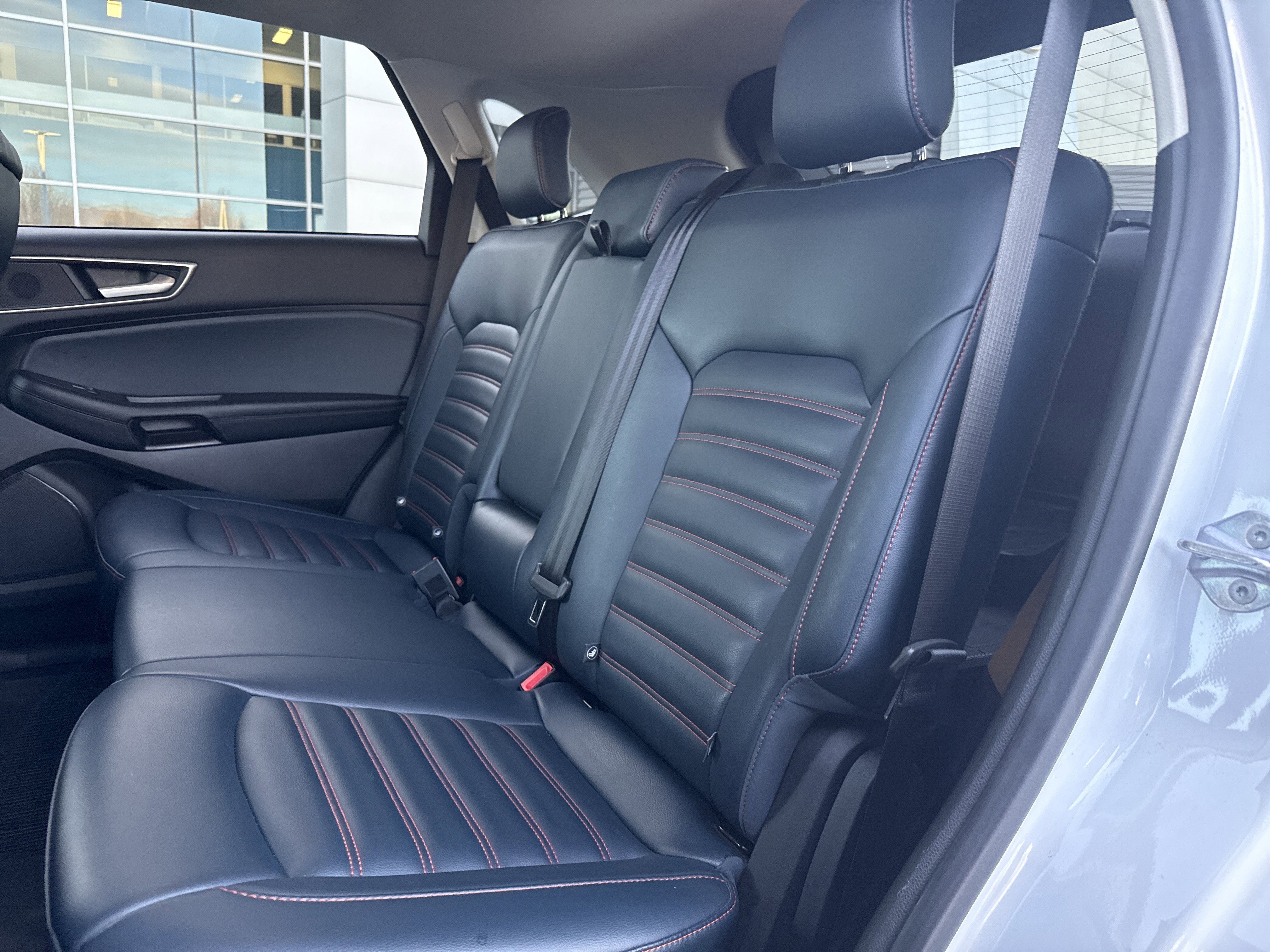 Certified 2022 Ford Edge SEL w/ Sport Appearance Package image 23