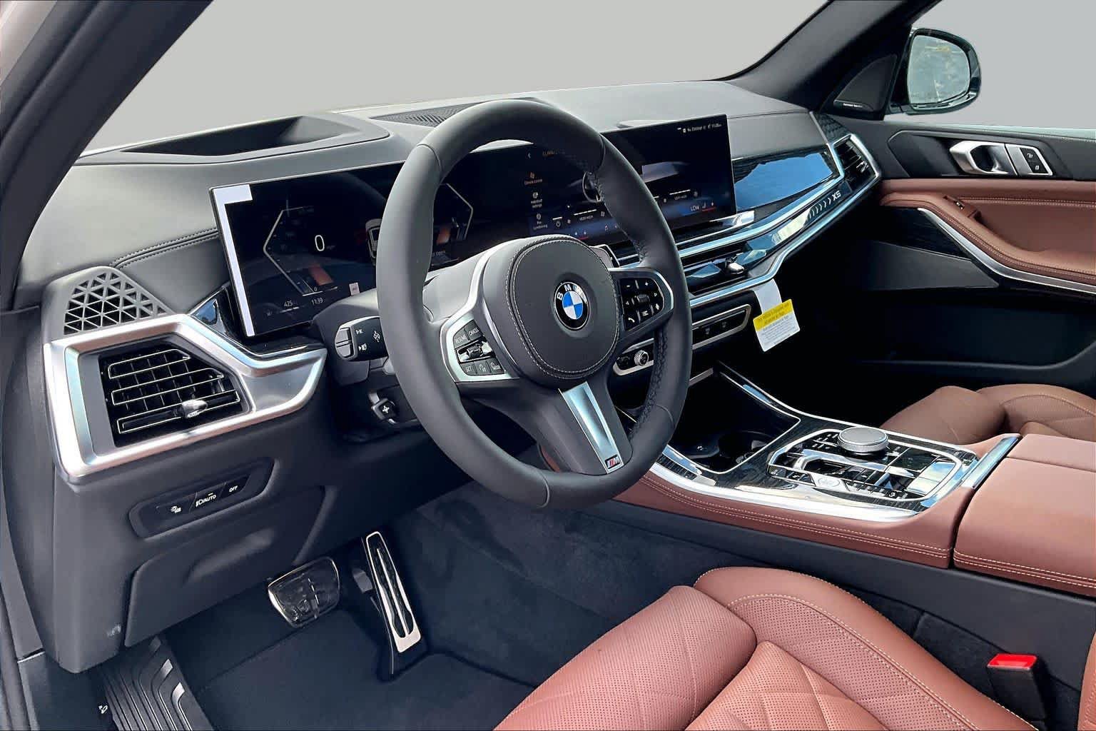 New 2026 BMW X5 xDrive40i w/ M Sport Package AWD/4WD image 8