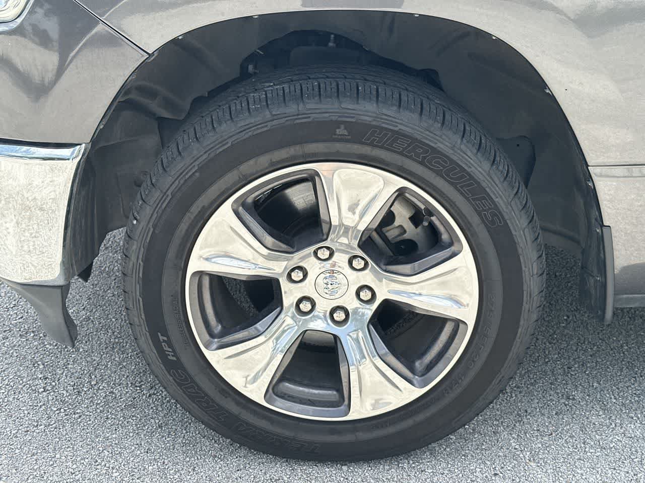 Used 2024 RAM 1500 Laramie RWD image 12