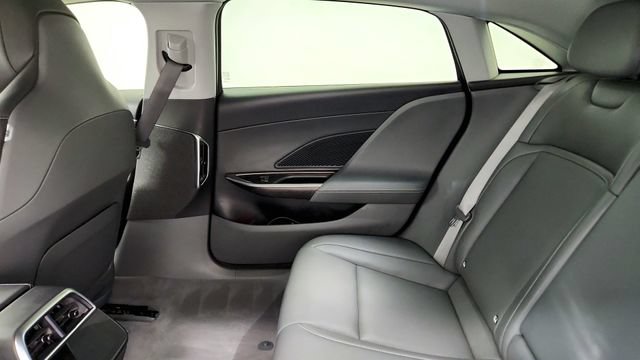 Used 2025 Lucid Air Pure RWD image 43