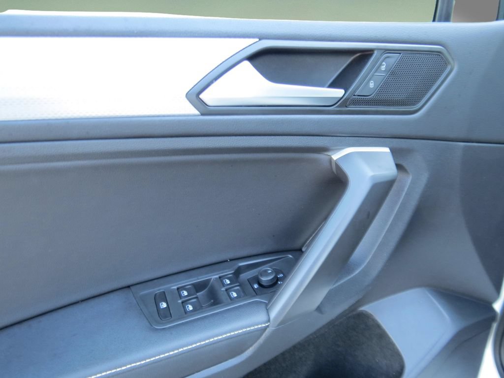 Used 2023 Volkswagen Tiguan S FWD image 17