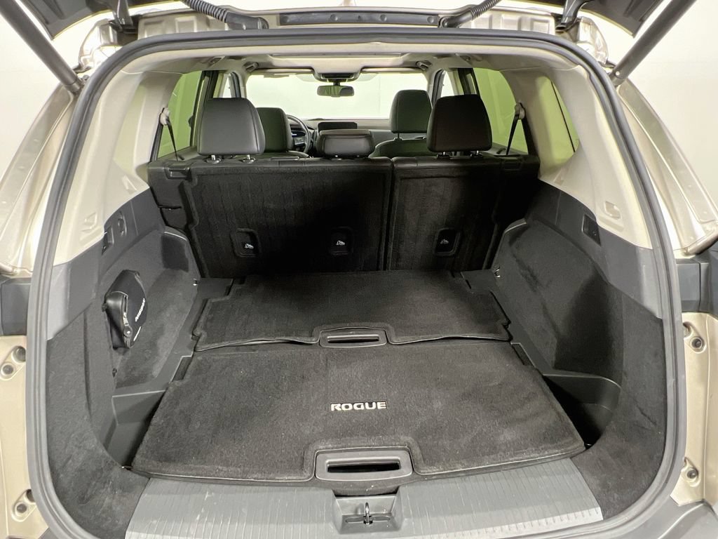Used 2023 Nissan Rogue Platinum AWD/4WD image 26