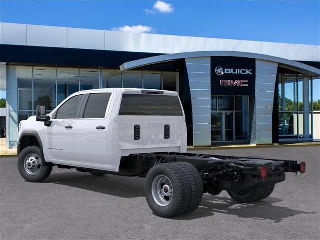 New 2025 GMC Sierra 3500 Pro w/ Convenience Package AWD/4WD image 3