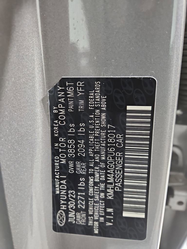 Used 2023 Hyundai Elantra SEL w/ Cargo Package FWD image 29