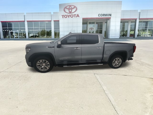 Used 2025 GMC Sierra 1500 Denali AWD/4WD image 4