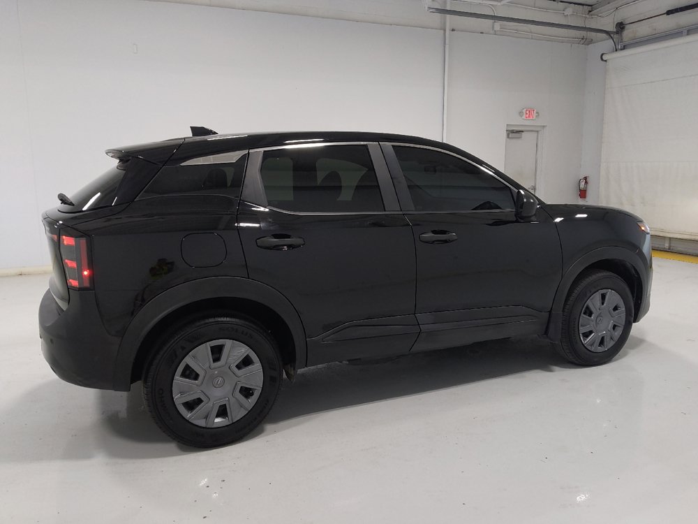 Used 2025 Nissan Kicks S FWD image 10