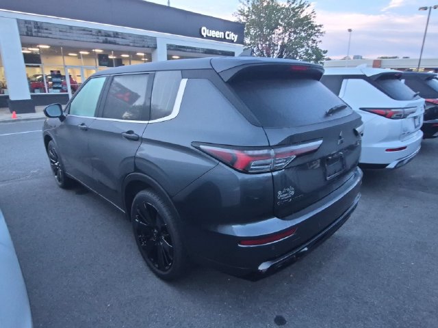 New 2026 Mitsubishi Outlander LE FWD image 6