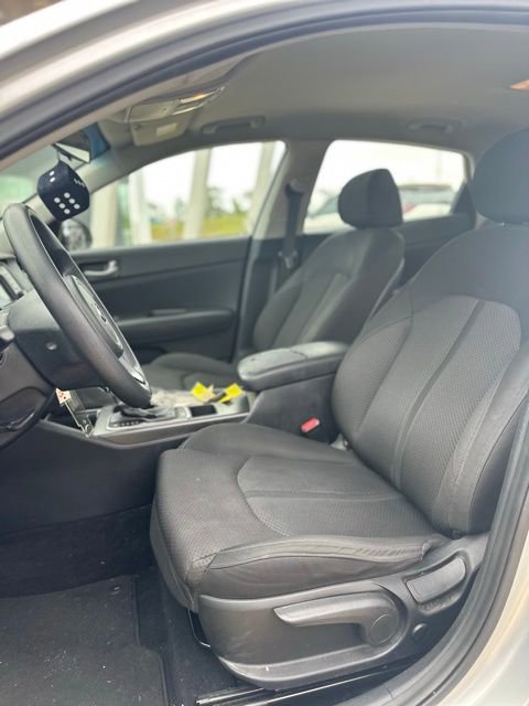 Used 2016 Kia Optima LX image 8