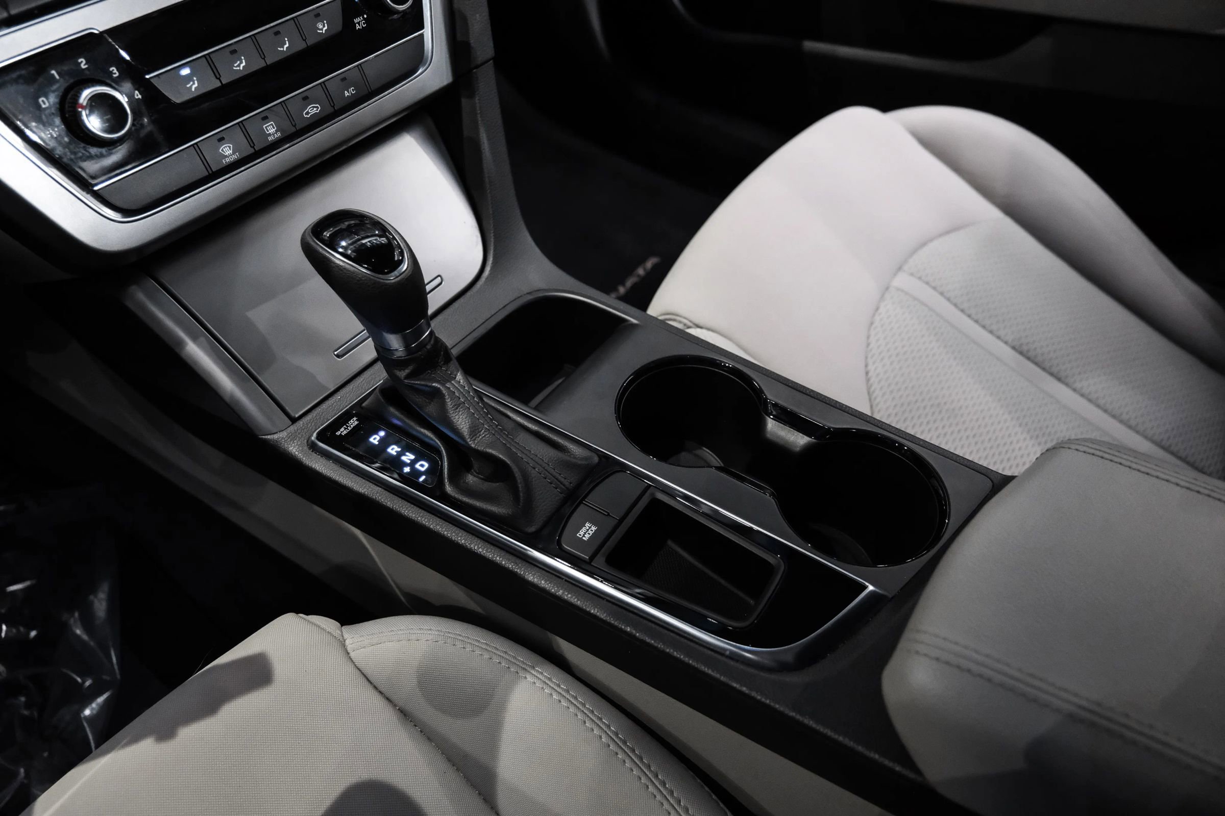 Used 2016 Hyundai Sonata SE image 23