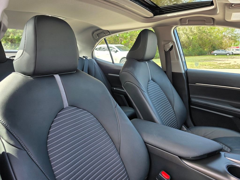 Certified 2024 Toyota Camry SE w/ Convenience Package image 15