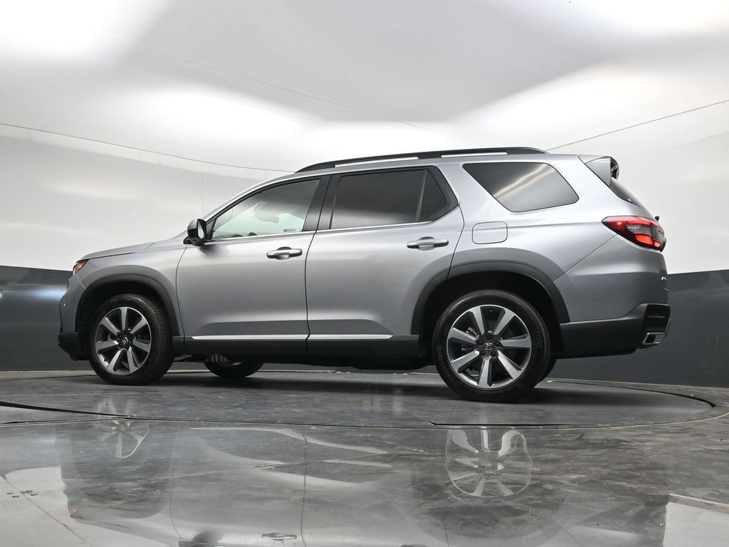 Used 2023 Honda Pilot Elite image 31