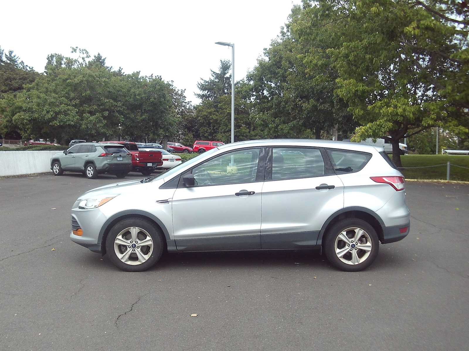 Used 2014 Ford Escape S FWD image 2