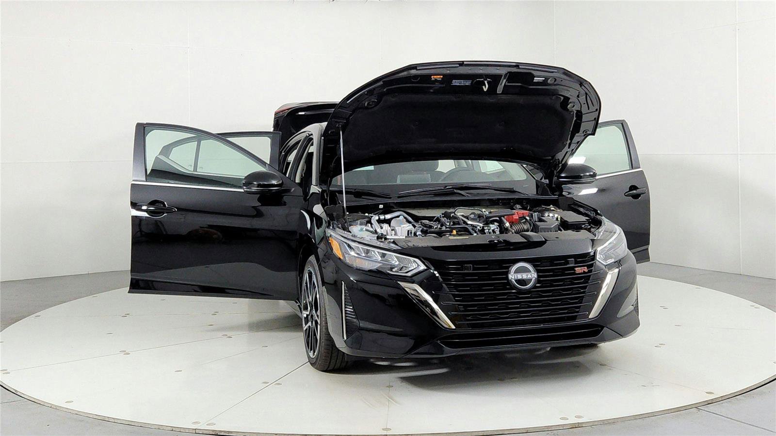 Used 2024 Nissan Sentra SR w/ Trunk Package FWD image 32