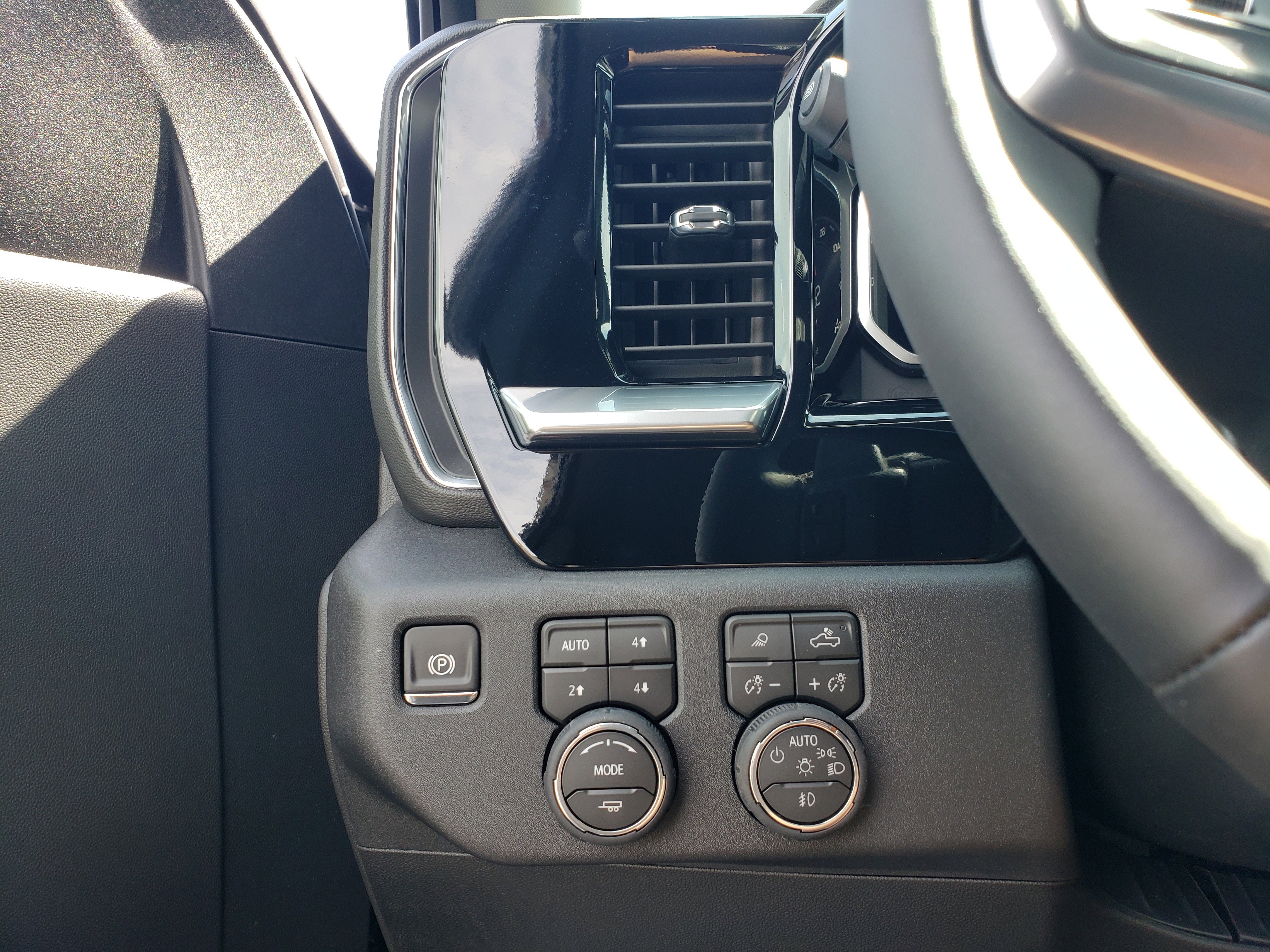 New 2026 Chevrolet Silverado 1500 LTZ image 12