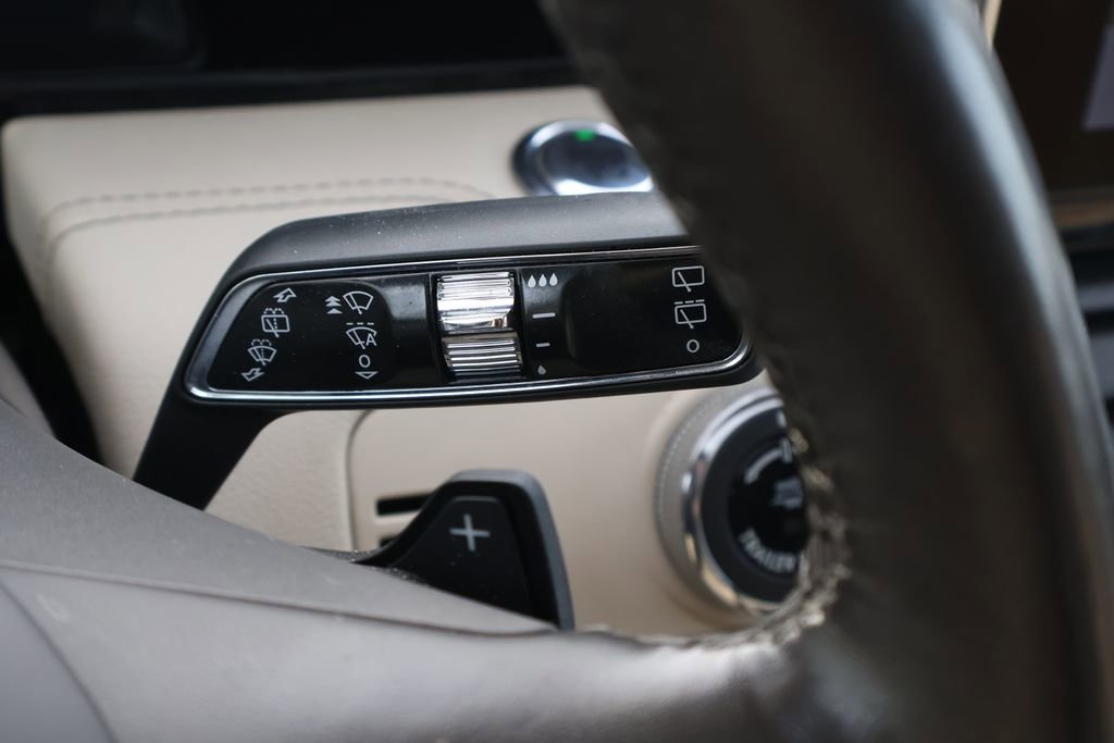 Used 2021 Lincoln Navigator L Reserve w/ Luxury Package image 28