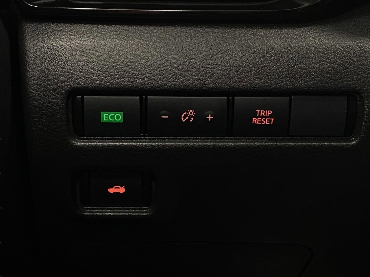 Certified 2025 Nissan Sentra SV FWD image 13