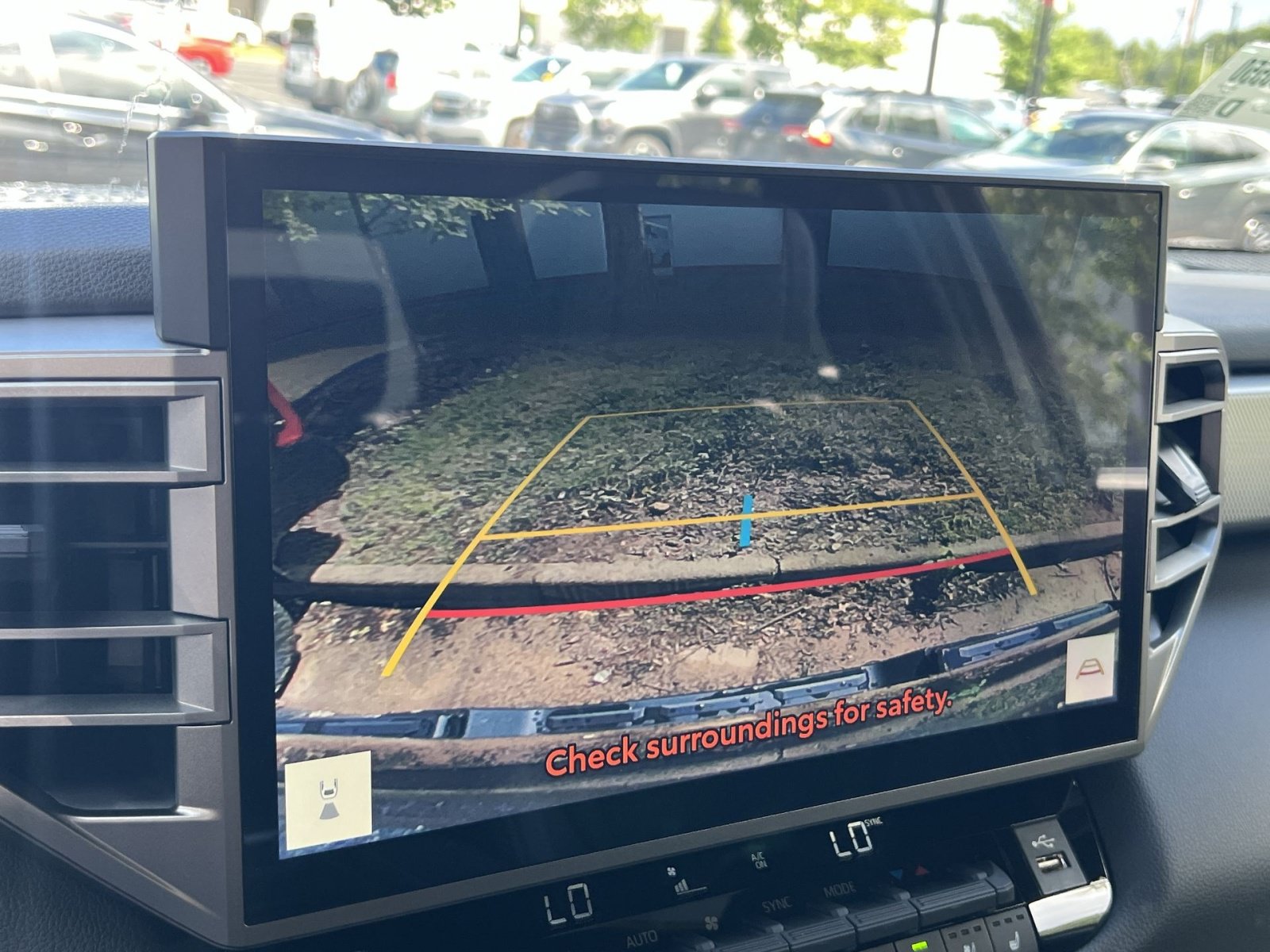 New 2026 Toyota Tundra Limited AWD/4WD image 14