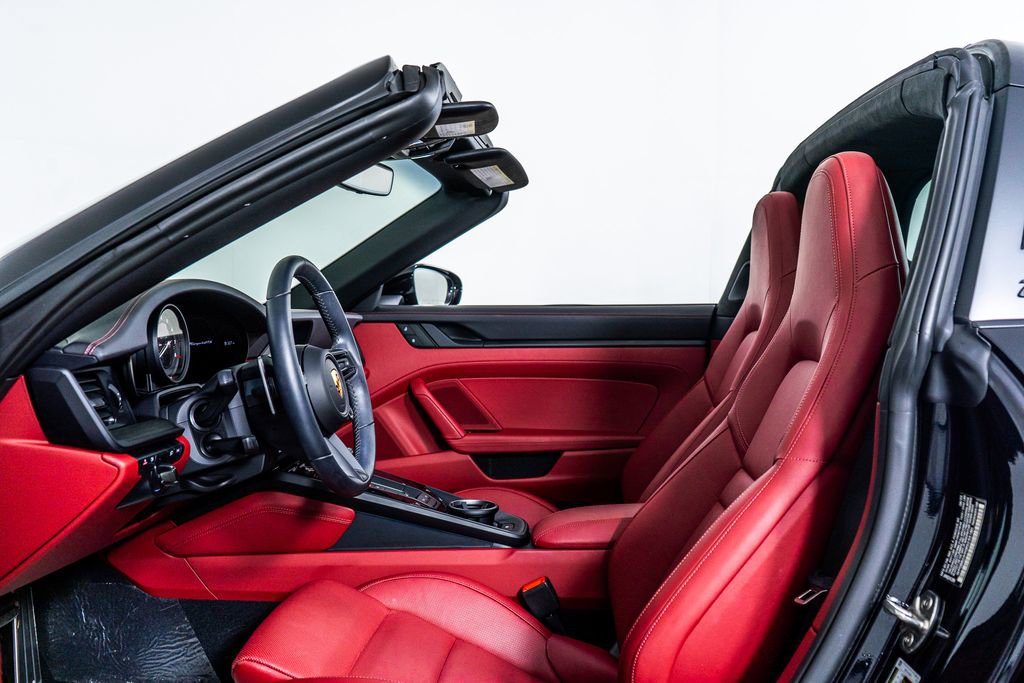 Used 2024 Porsche 911 Targa 4 GTS image 4