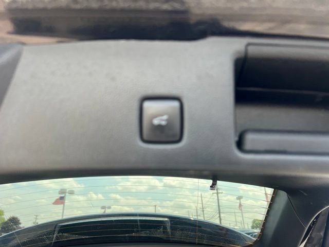 Used 2022 Ford Escape Titanium AWD/4WD image 15