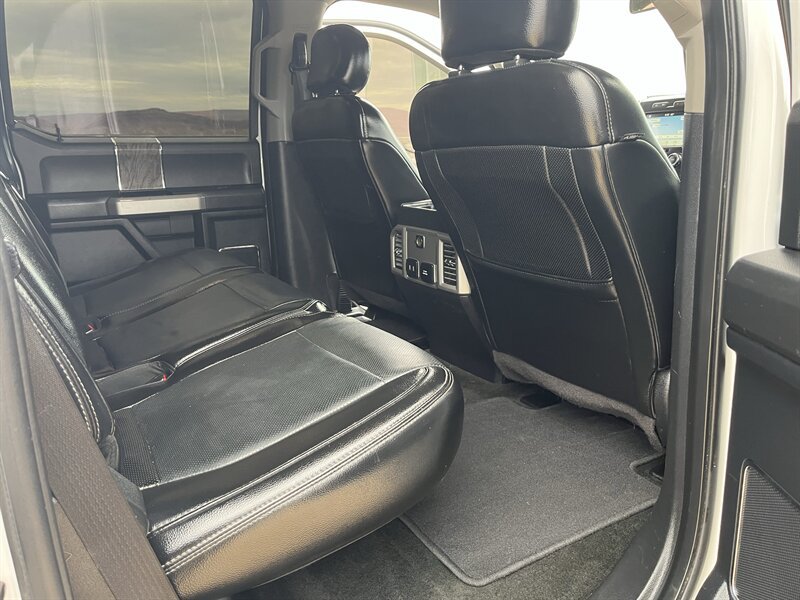 Used 2017 Ford F250 Lariat w/ Lariat Ultimate Package AWD/4WD image 14