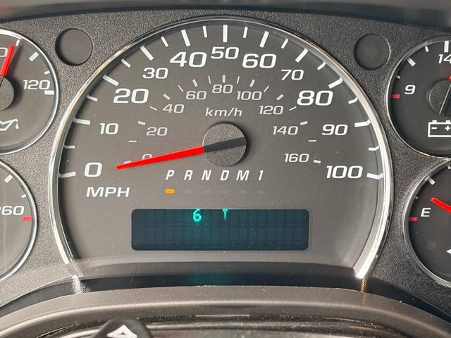 New 2026 Chevrolet Express 2500 w/ Driver Convenience Package RWD image 20