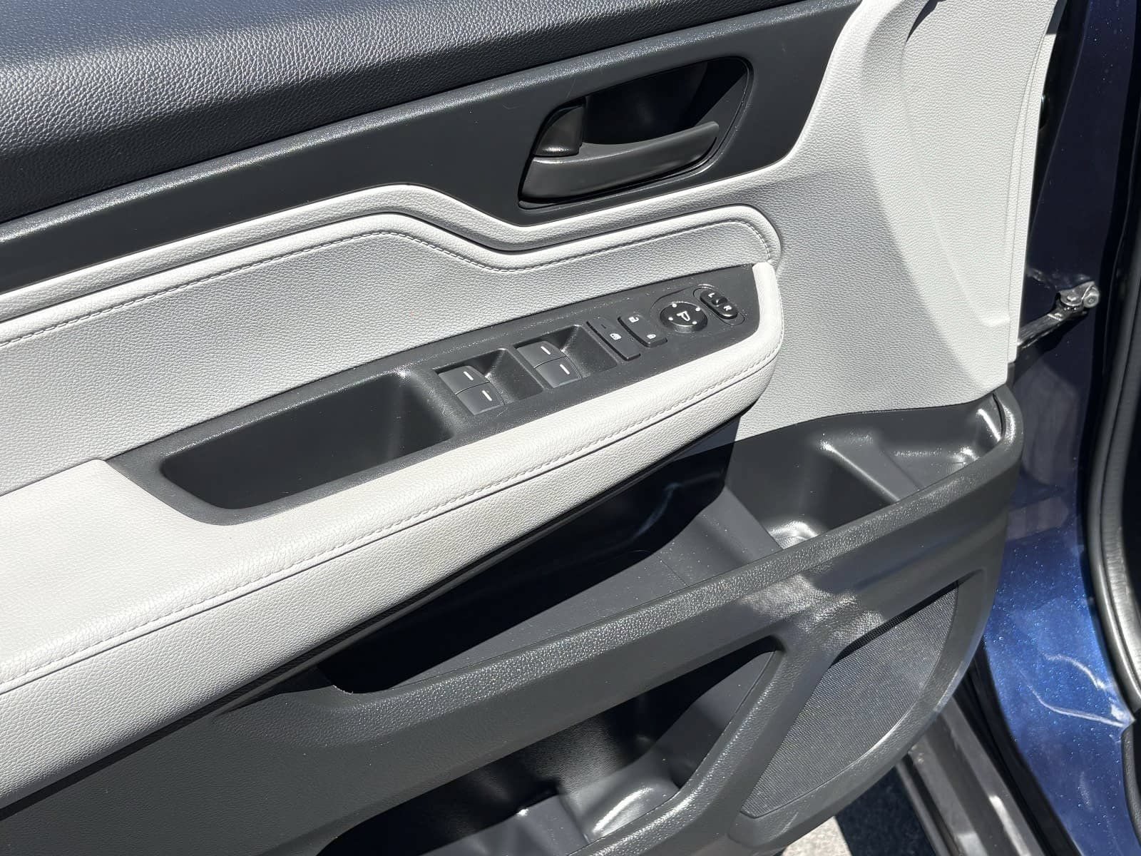 Certified 2024 Honda Odyssey EX image 23