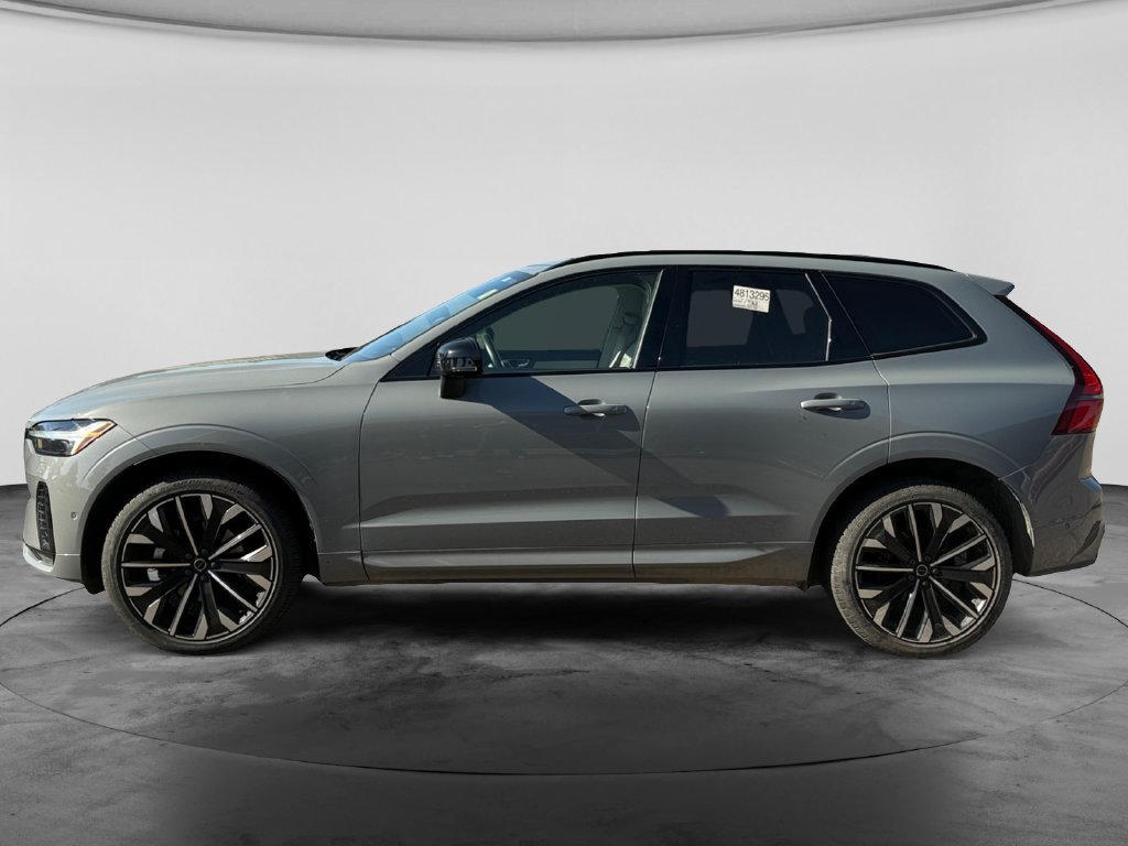 Used 2026 Volvo XC60 B5 Ultra AWD/4WD image 4