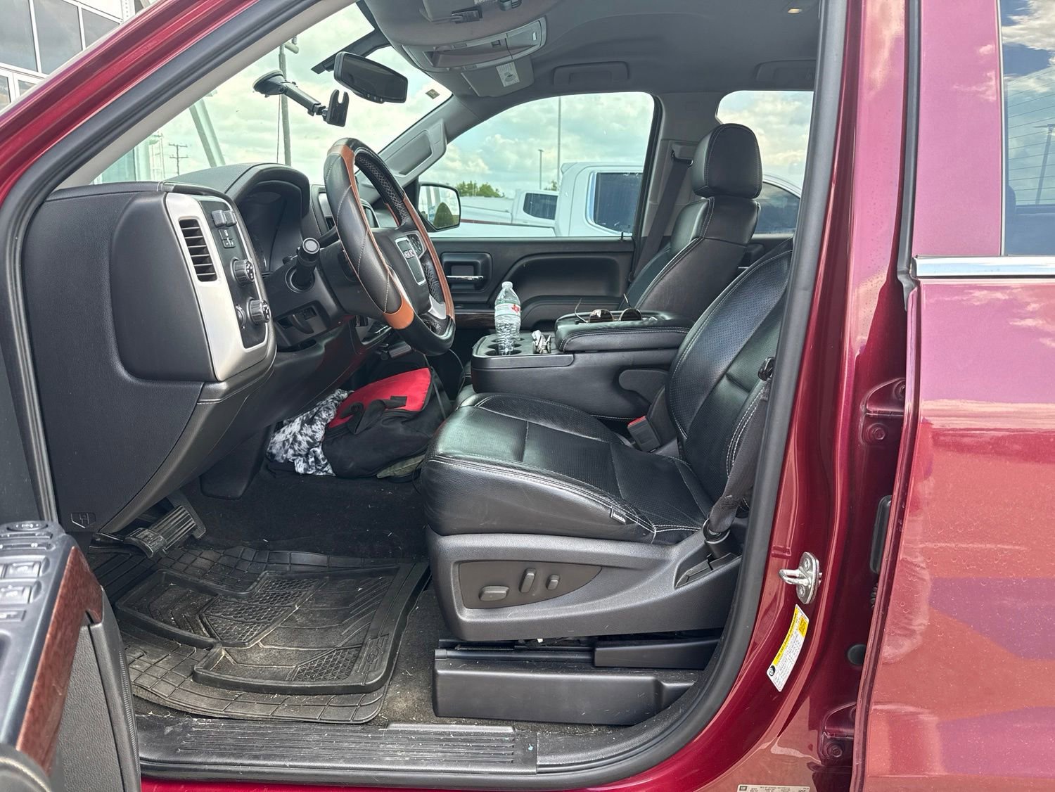 Used 2015 GMC Sierra 1500 SLE w/ SLE Value Package AWD/4WD image 9